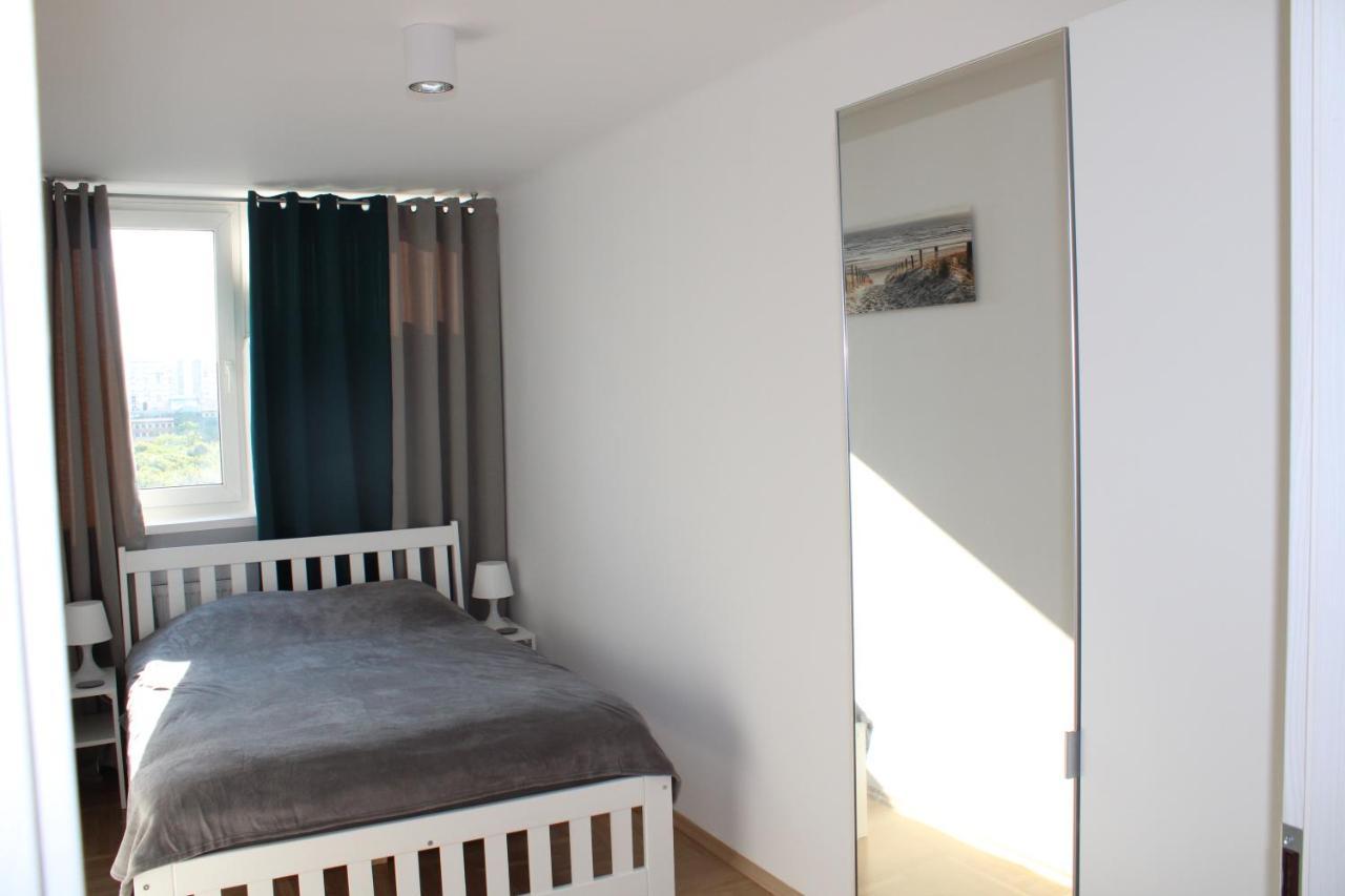 Strict Center Warsaw Comfortable Apartment, 10Th-Floor With Beautiful View On The Park And Skyscrapers, Free Wifi, Self Check-In/Out 외부 사진